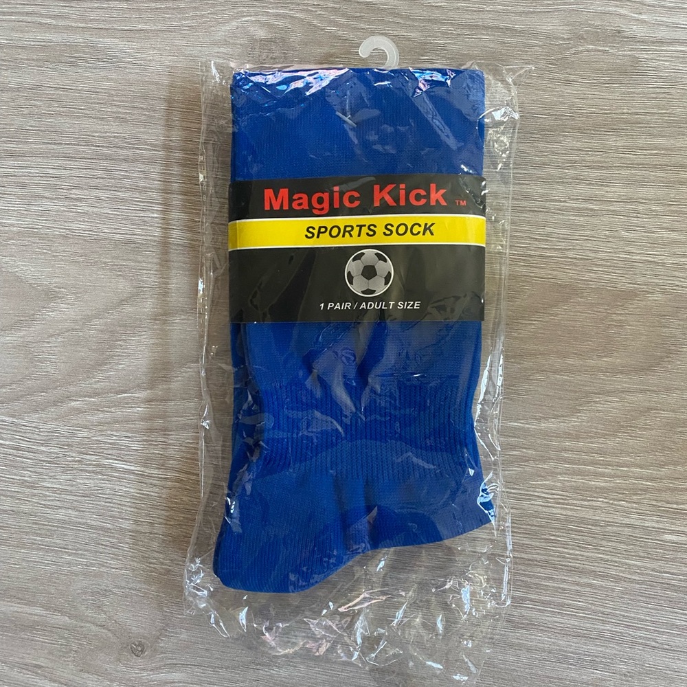 New Unisex Adult Soccer/ Athletic Socks